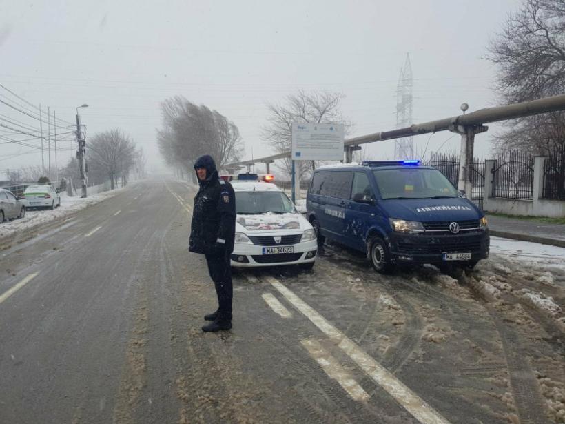 Autorităţile au închis oraşul Tulcea din cauza viscolui