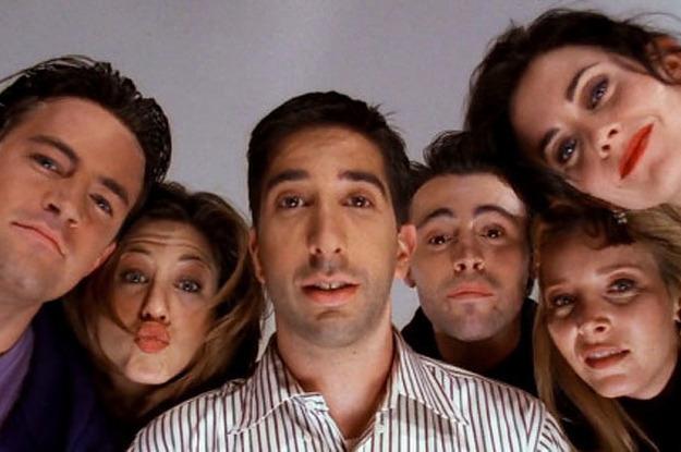 Cum arătau în adolescență protagoniștii serialului Friends