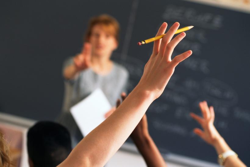 Școlile românești au nevoie de profesori slabi