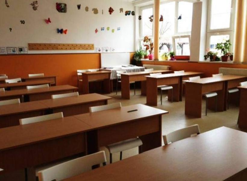Momente de panică  la o şcoală din Prahova! Mai mulţi elevi s-au intoxicat și au leșinat în clasă