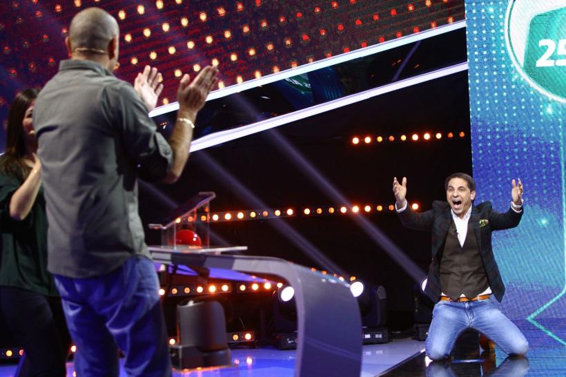 Oana Zăvoranu și Viorica de la Clejani s-au amuzat de câți ani le-au dat concurenții,  la “Guess My Age – Ghicește vârsta” 18603393