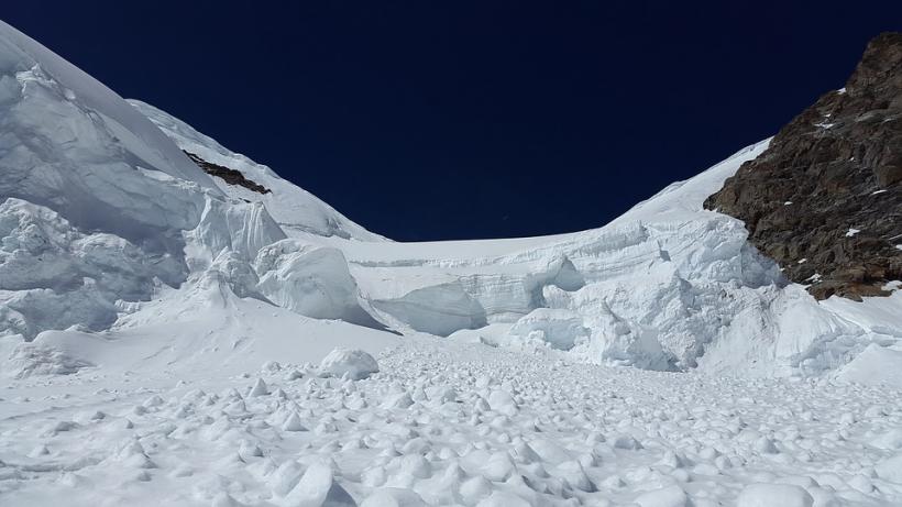 Avalanșă masivă în munții Bucegi