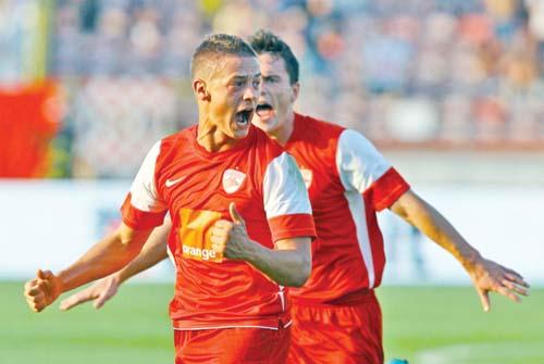 Clubul Dinamo l-a transferat pe Gabriel Torje 