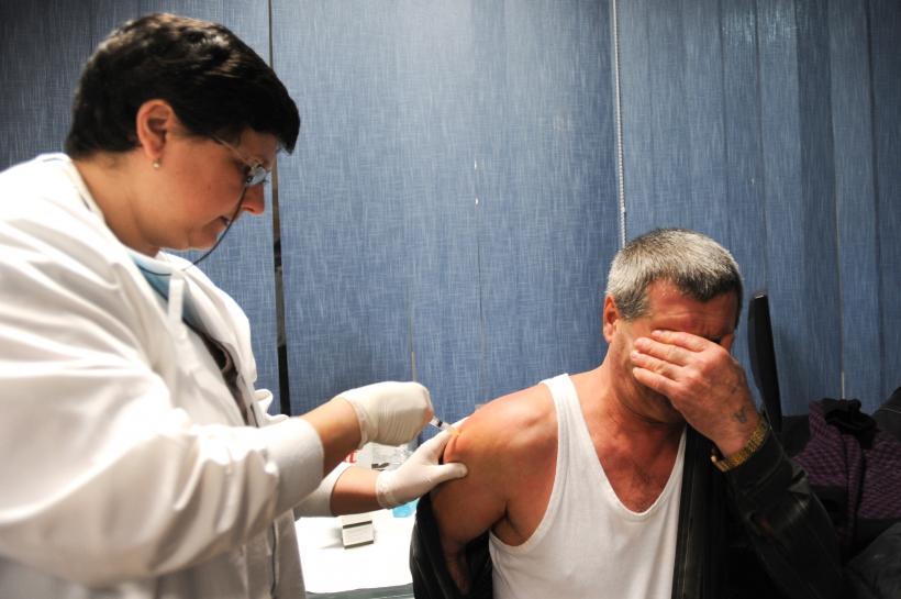 După ce 8 oameni au murit din cauza gripei, ministrul Sănănătății recomandă... vaccinarea