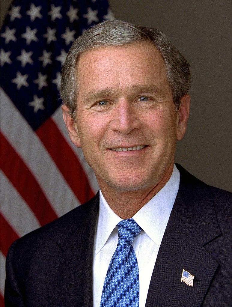 George W Bush crede că ruşii s-au implicat în alegerile prezidenţiale din SUA
