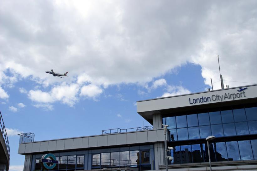 Aeroportul London City, închis din cauza unei bombe din Al Doilea Război Mondial