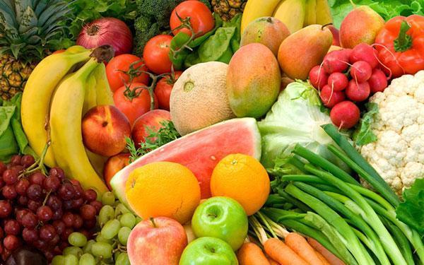Alimentaţia bazată pe produse ecologice din plante oferă cele mai mari beneficii mediului 