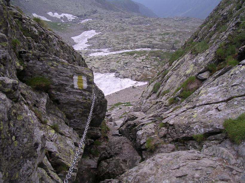 Traseul Strunga Dracului este interzis permanent pentru turiştii din Munţii Făgăraş
