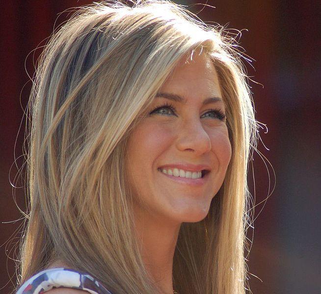 Jennifer Aniston infirmă zvonurile privind o împăcare cu Brad Pitt