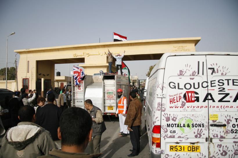 Egiptul a deschis pentru 4 zile graniţa cu Gaza