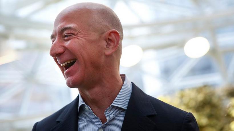 Miliardarul Jeff Bezos vrea o proprie minune a lumii!