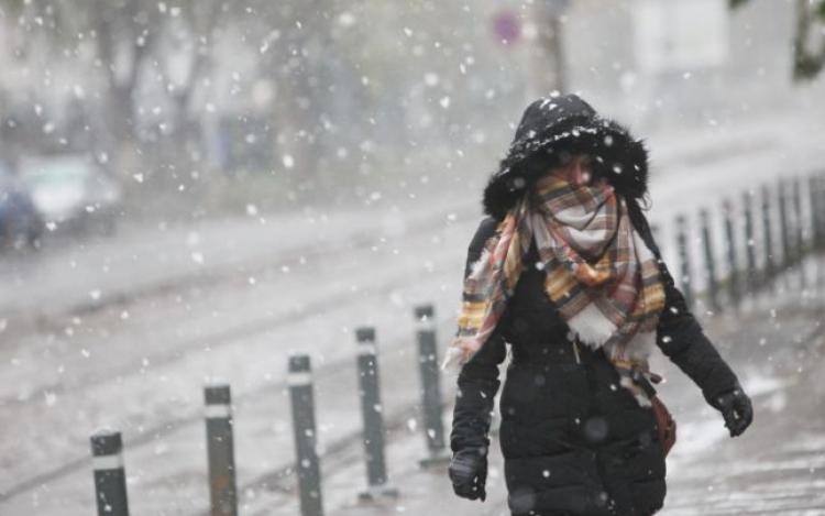 Prognoza METEO pentru 23, 24 și 25  februarie: Ninge în toată țara