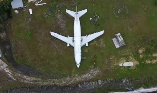 VIDEO Misterul avionului Boeing abandonat in Bali!