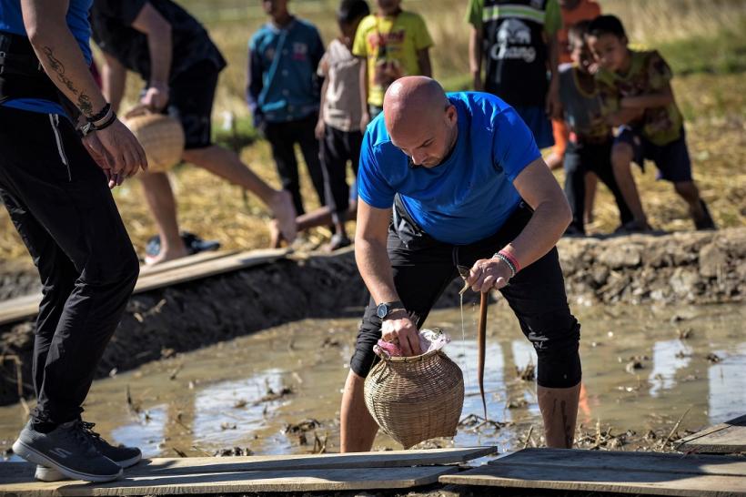 Cinci echipe rămase în cursa Asia Express:  frații Moroșanu au fost eliminați 18607019