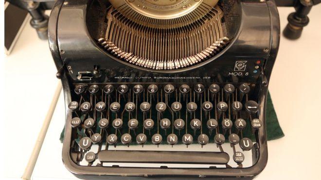 In urma cu 145 de ani se inventa masina de scris!