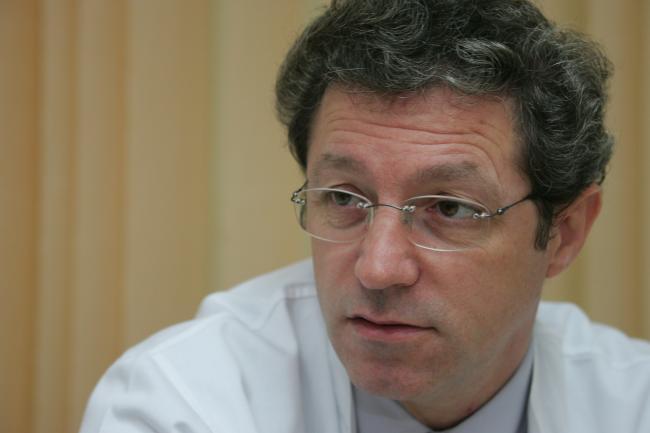 Adrian Streinu-Cercel cere Ministerului Sănătăţii ca testarea pentru hepatită, HIV şi SIDA să fie obligatorie 