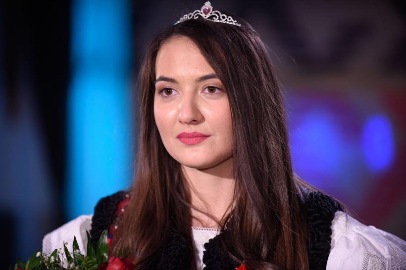 Adriana Petrovan, câștigătoarea “Ie, Românie” – Maramureș,  își dorește să devină polițistă