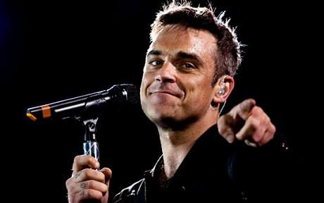 Robbie Williams recunoaşte că este bolnav şi că problemele de sănătate mintală îi pun viaţa în pericol