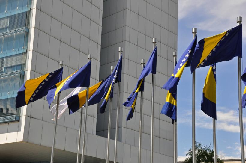 UE face apel la Bosnia să-și modifice legislația privind corupția și criminalitatea