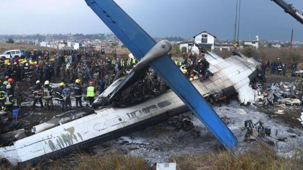 Supravieţuitorii accidentului aviatic din Nepal descriu haosul