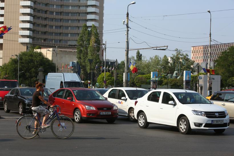 România, de şase ori mai multe maşini ca restul UE