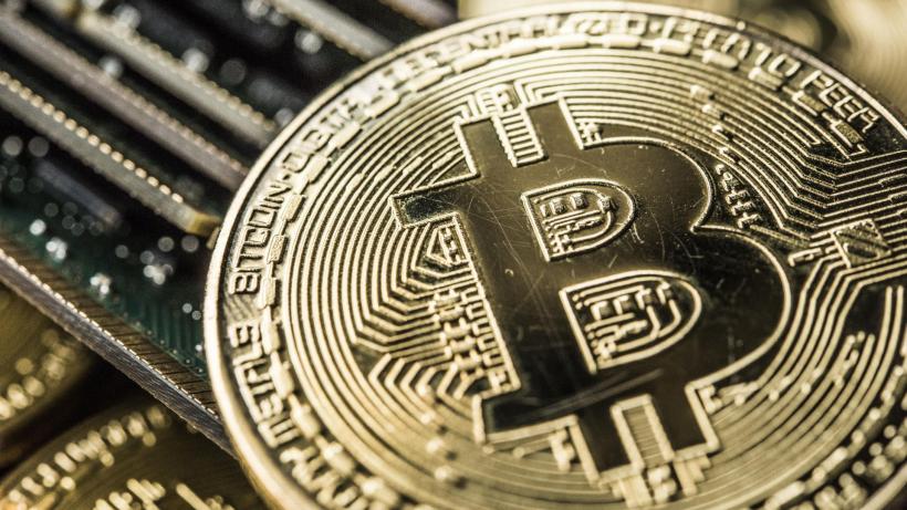 Bitcoin, noua monedă cu care se cumpără droguri