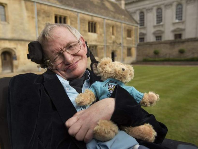 Stephen Hawking va fi înmormântat alături de Newton la Westminster Abbey