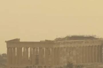 Incredibil! Ceață portocalie la Atena! 