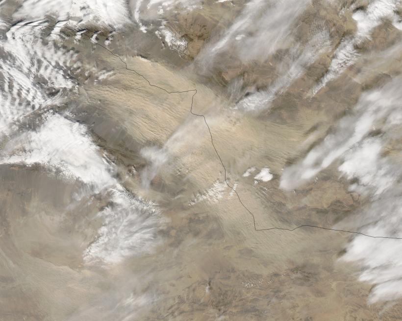 O furtună de nisip din Mongolia a învăluit capitala chineză Beijing