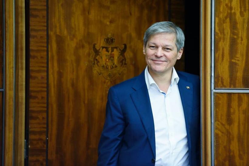 Dacian Cioloș a depus cererea de înființare a partidului Mişcarea România Împreună