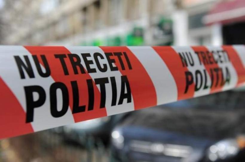 Descoperire macabră în Olt! Un bărbat a fost găsit înjunghiat pe o stradă din comuna Strejeşti