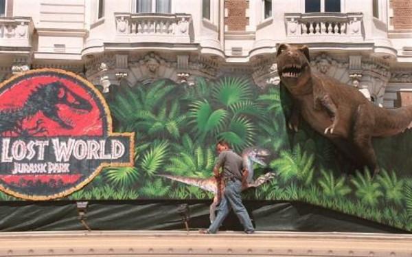 Steven Spielberg confirmă că ''Jurassic World 3'' va fi regizat de Colin Trevorrow  