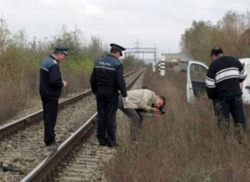 Gest extrem! Un bărbat s-a aruncat în faţa trenului, în apropiere de Sinaia