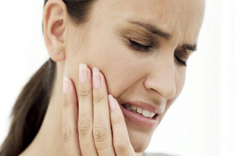 Reţeta-minune care face ca durerile insuportabile de dinţi să devină o amintire