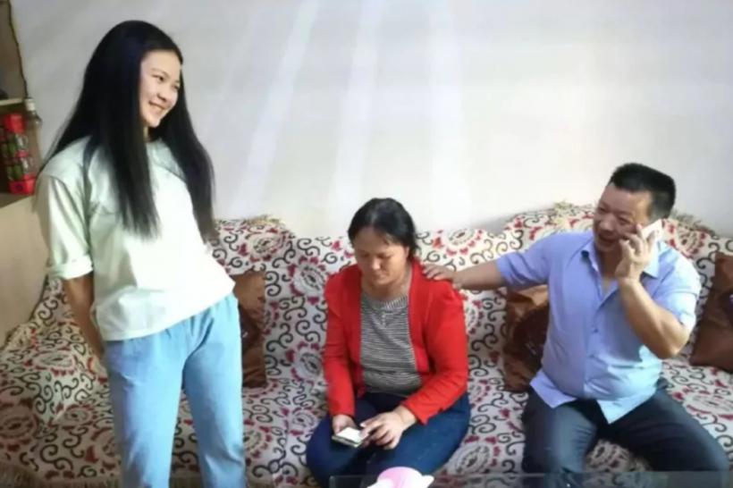  O tânără din China care a dispărut în copilărie şi-a revăzut familia... după 24 de ani