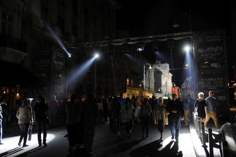 GALERIE FOTO Clădiri emblematice pentru Bucureşti prind viaţă în cele patru seri ale Festivalului Spotlight 18612615