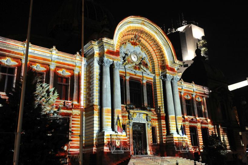 GALERIE FOTO Clădiri emblematice pentru Bucureşti prind viaţă în cele patru seri ale Festivalului Spotlight 18612622