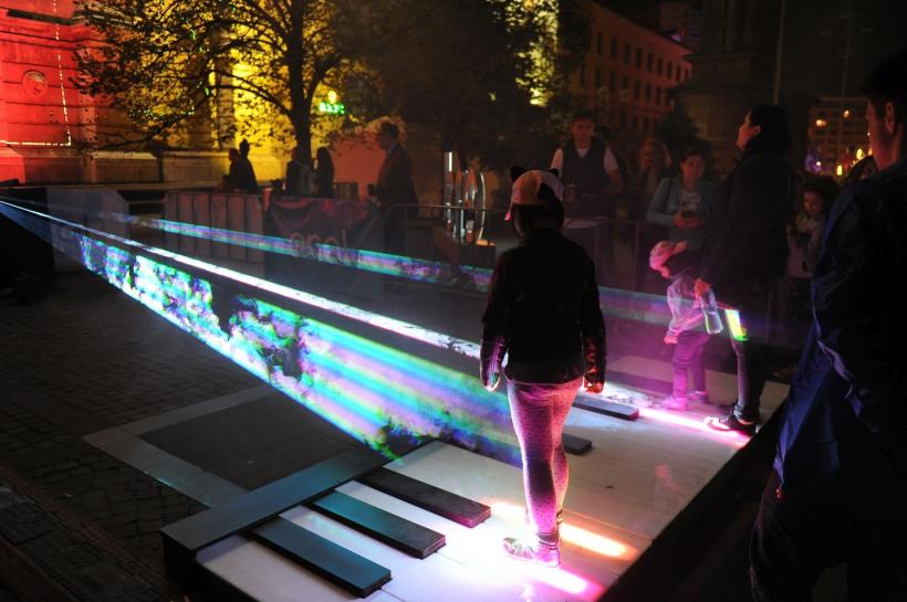 GALERIE FOTO Clădiri emblematice pentru Bucureşti prind viaţă în cele patru seri ale Festivalului Spotlight 18612629