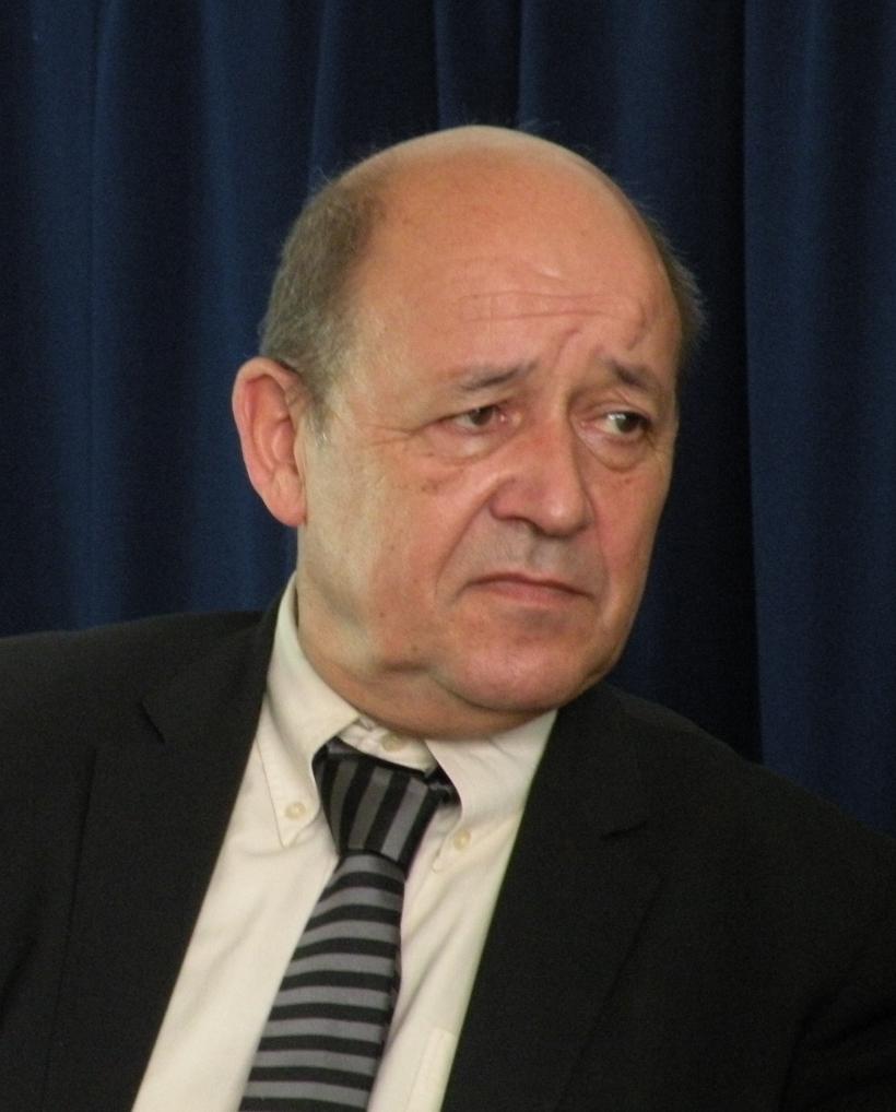Șeful diplomației franceze: O bună parte din arsenalul chimic al regimului de la Damas a fost distrus