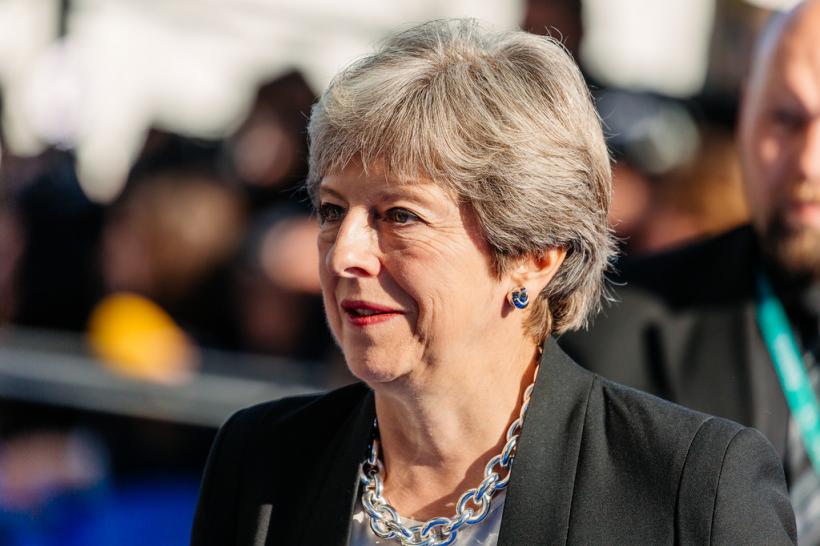 Theresa May: Operațiunea din Siria este un „mesaj clar” împotriva folosirii armelor chimice