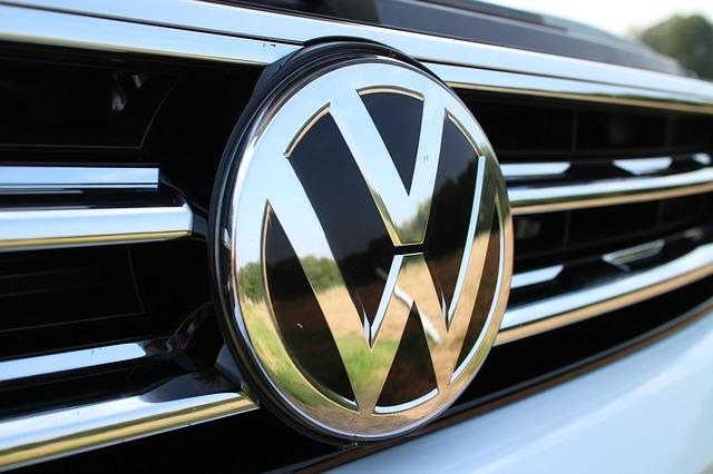 Brandul Volkswagen îşi schimbă sigla
