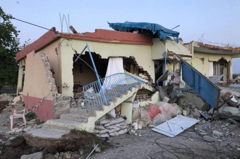 Cutremur cu magnitudinea 5,2 în sud-estul Turciei, soldat cu rănirea a 13 persoane şi numeroase clădiri avariate