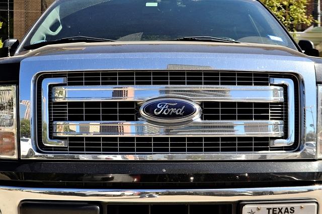 Ford renunţa la majoritatea sedanurilor din America de Nord