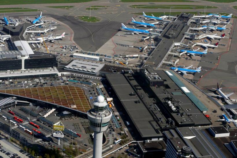 Aeroportul Schiphol din Amsterdam, închis temporar din cauza unei pene de curent
