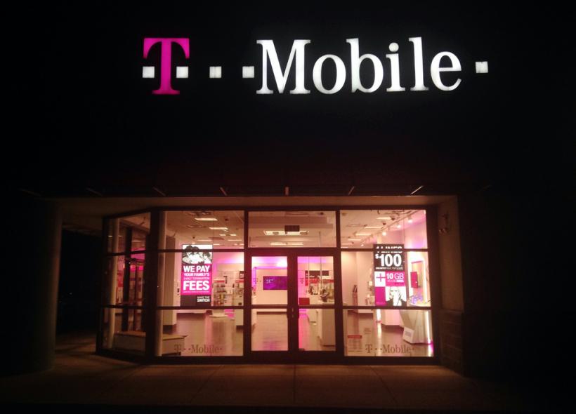 SUA. T-Mobile plătește 26 miliarde de dolari pentru rivala Sprint