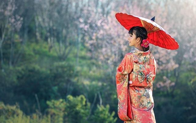 Japonia: Industria kimonoului nu se lasa doborata!