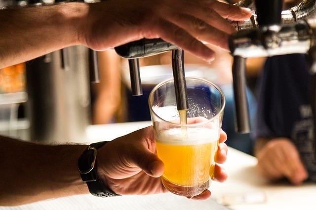 Un start-up canadian a creat prima bere cu canabis