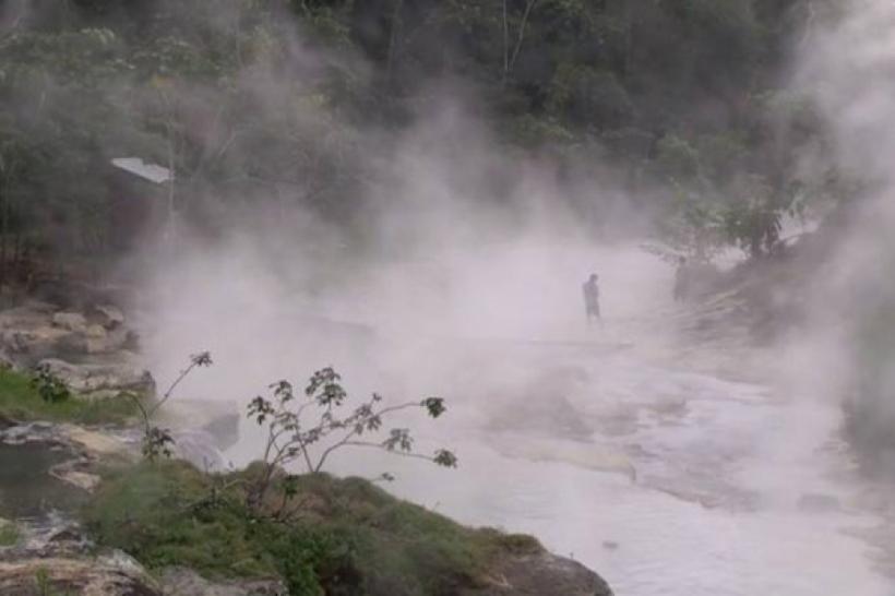 Cea mai mare „supă naturală” din lume - Râul-care-fierbe și misterele lui