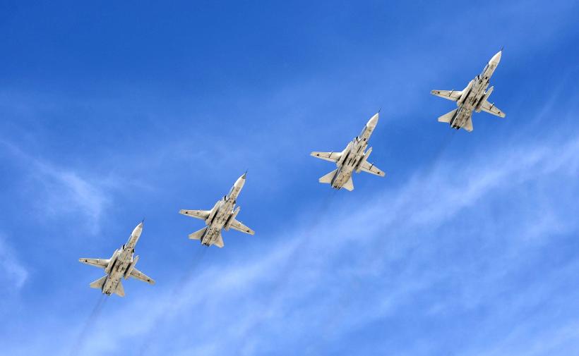 GALERIE FOTO - Vladimir Putin la parada din Piaţa Roşie: Rusia, deschisă dialogului privind problemele de securitate în lume 18615835