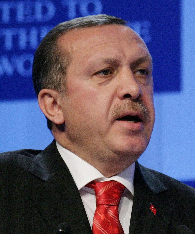 Erdogan promite că Turcia îşi va menţine şi îmbunătăţi legăturile economice cu Iranul 